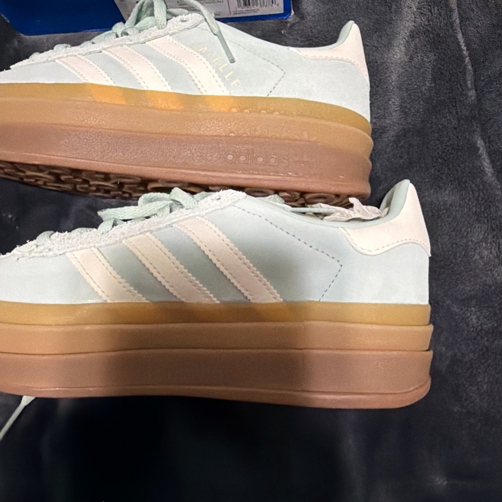 Adidas Gazelle Bold W Stacks with Gum bottom - Picture 4 of 5